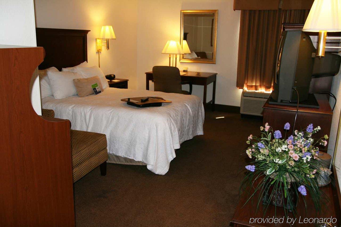 Hampton Inn בריסטול חדר תמונה