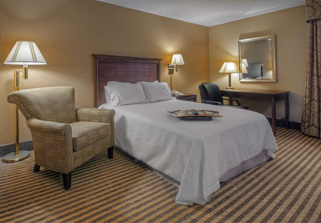 Hampton Inn בריסטול חדר תמונה